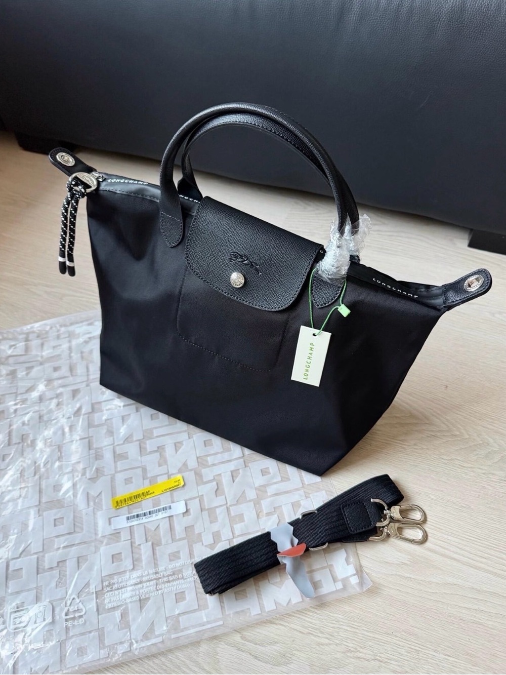 Longchamp Black Fold-Over Flap Crossbody/Shoulder Bag